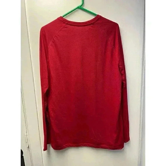 Red long sleeve shirt size large - Picture 2 of 3